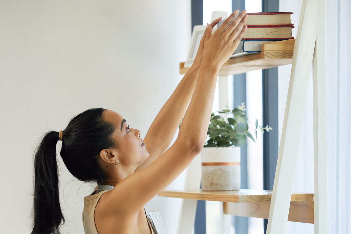 The Triangle Method Is the Key to Well-Designed Bookshelves